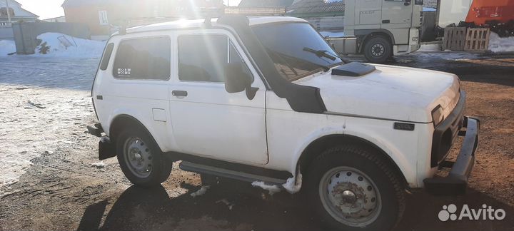 LADA 4x4 (Нива) 1.7 МТ, 1997, 35 000 км