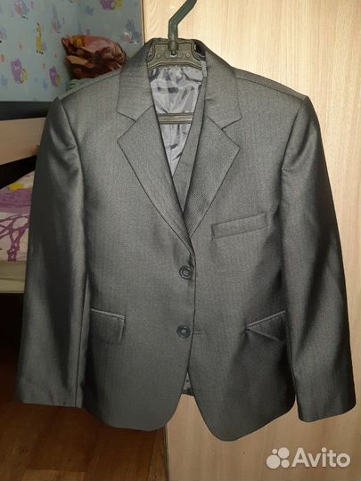 Новый пиджак с желетом