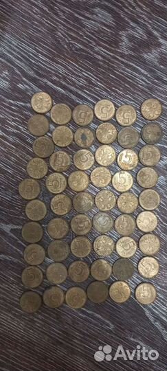 Продам монету 5 рублей 1992 года. 72 штук