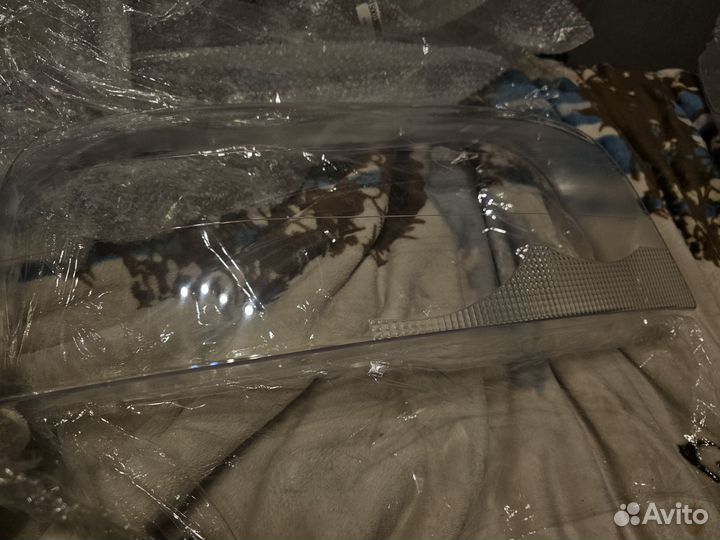 Стекло передней фары для Volvo XC90 I