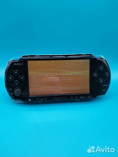 Sony PSP 3008 прошита, карта памяти 64gb