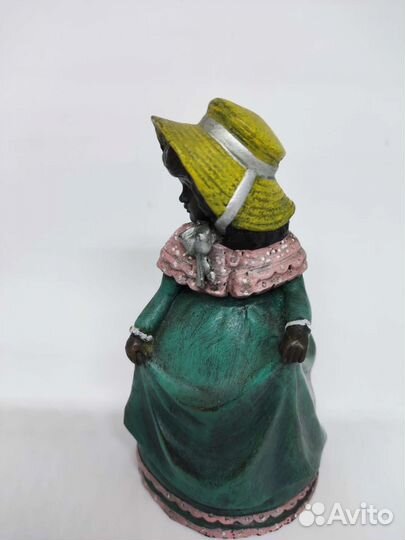 Бронзовый колокольчик -девочка