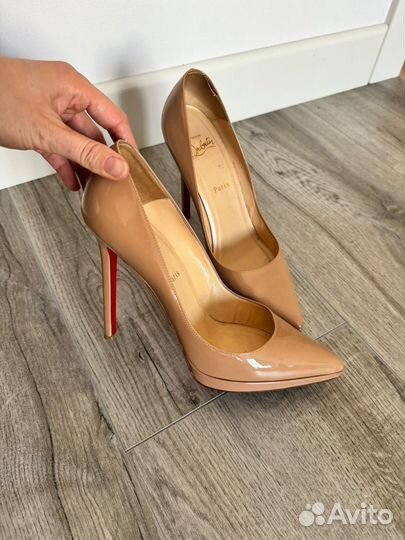 Christian louboutin 40
