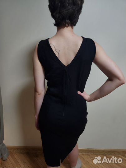 Вечернее платье с пайетками