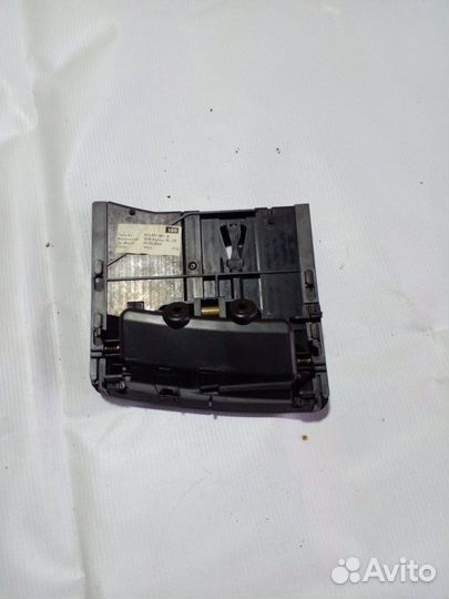 Пепельница прикуриватель Audi Audi A6 C6 2.0 BRE