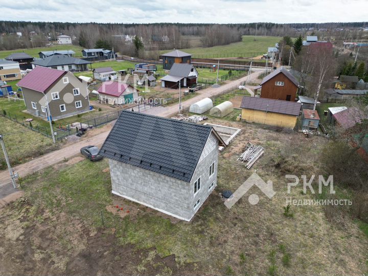 Дом 148 м² на участке 6 сот.