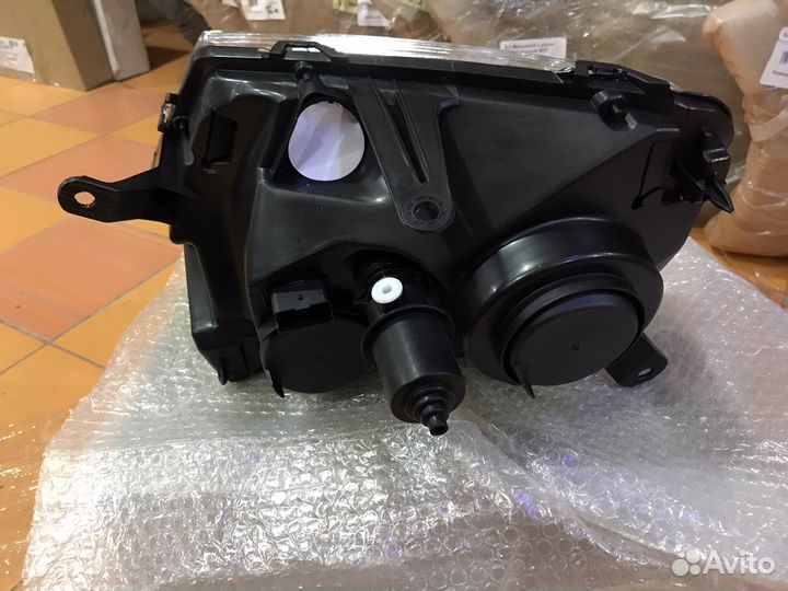 Фара передняя renault duster LH/RH хром