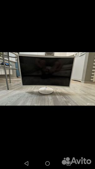 Монитор Samsung 31.5