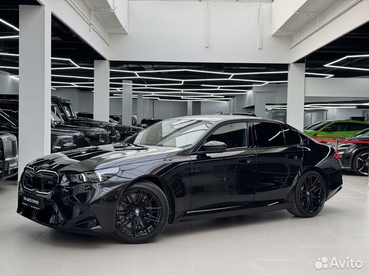 BMW M5 4.4 AT, 2024, 15 км