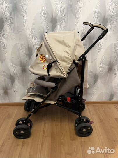 Прогулочная коляска