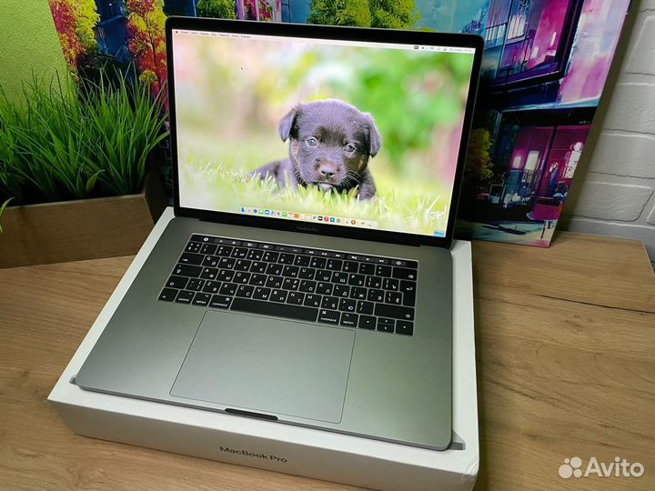 Macbook pro 15 2017 i7 16gb 512gb Рабочая лошадка