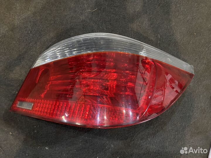 Задний правый фонарь Bmw 5 e60