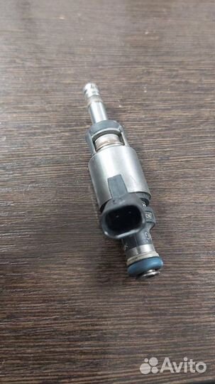 Форсунка топливная Skoda Octavia II рестайлинг