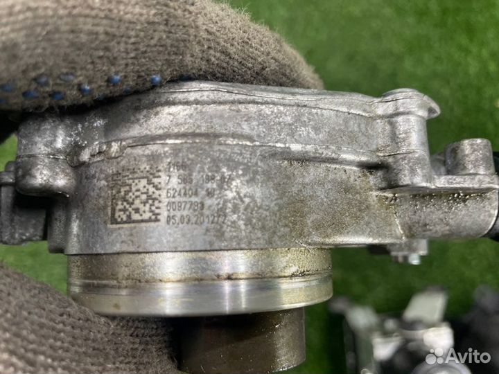 Вакуумный насос Bmw X3 F25 N20B20 2012