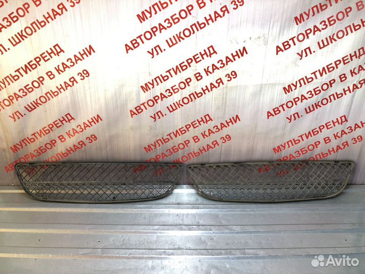 Решетка радиатора Альмера B10