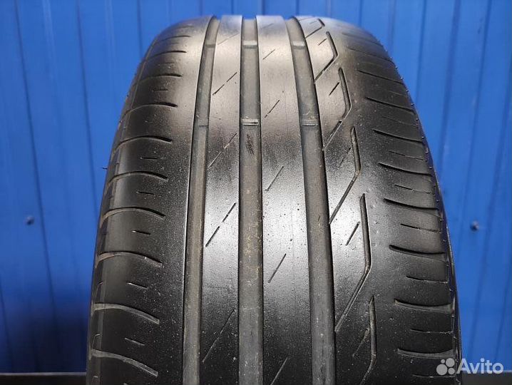 Bridgestone Turanza T001 205/55 R16