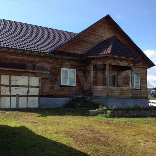 Дом 280 м² на участке 15 сот.