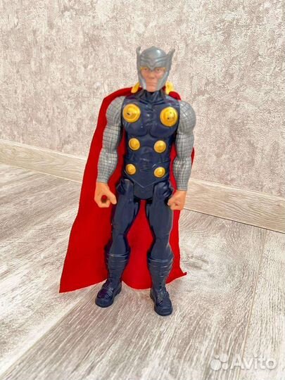 Фигурка Тор