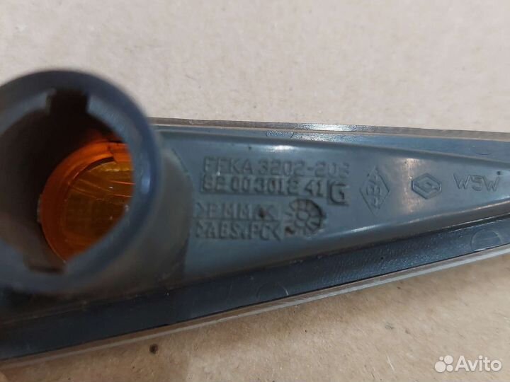 Указатель поворота Renault Megane 2 2002-2009