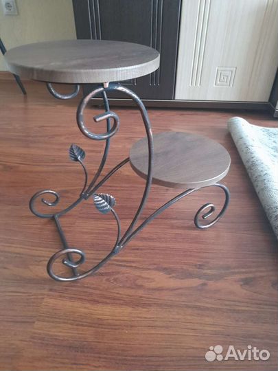 Подставка для цветов