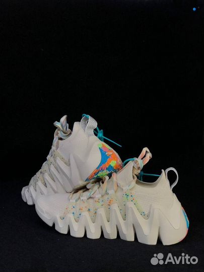 Кроссовки женские Li Ning