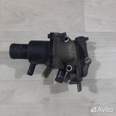 Корпус термостата LADA Largus 2013