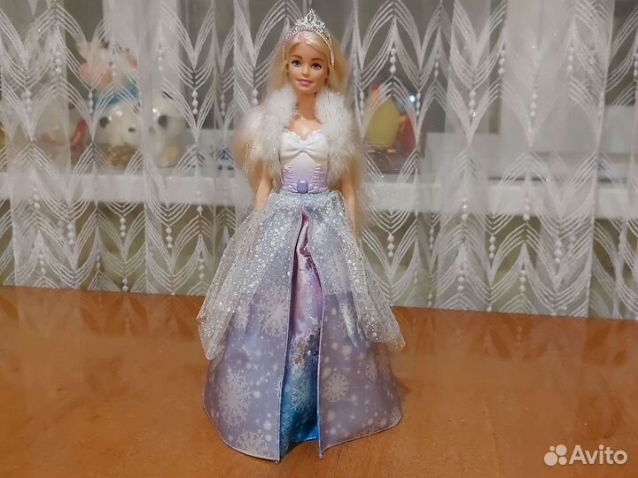 Кукла Барби