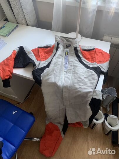 Гоночный костюм для картинга