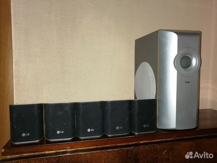 Акустические колонки (пасивные) LG 5штук плюс Саб