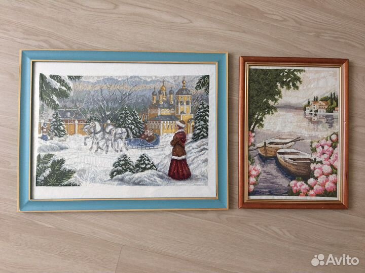 Картина вышитая крестиком в рамке