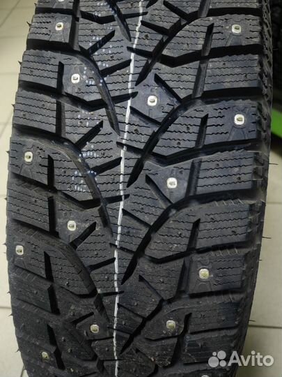 Bridgestone Blizzak Spike-02 185/65 R15 88T