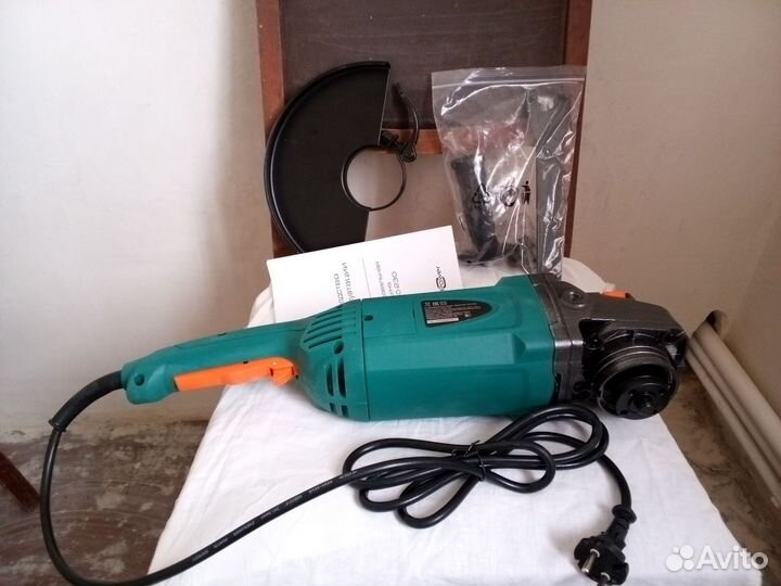 Новая большая болгарка 230мм 2400Вт