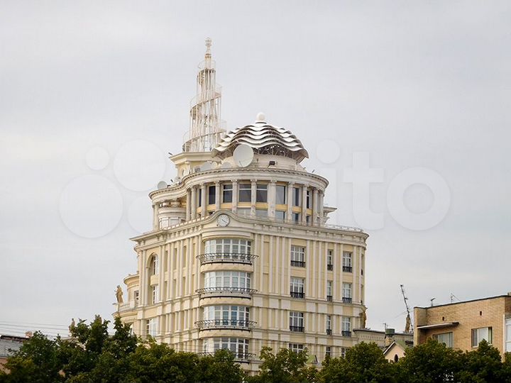 Аукцион: 6-к. квартира, 180 м², 8/12 эт.