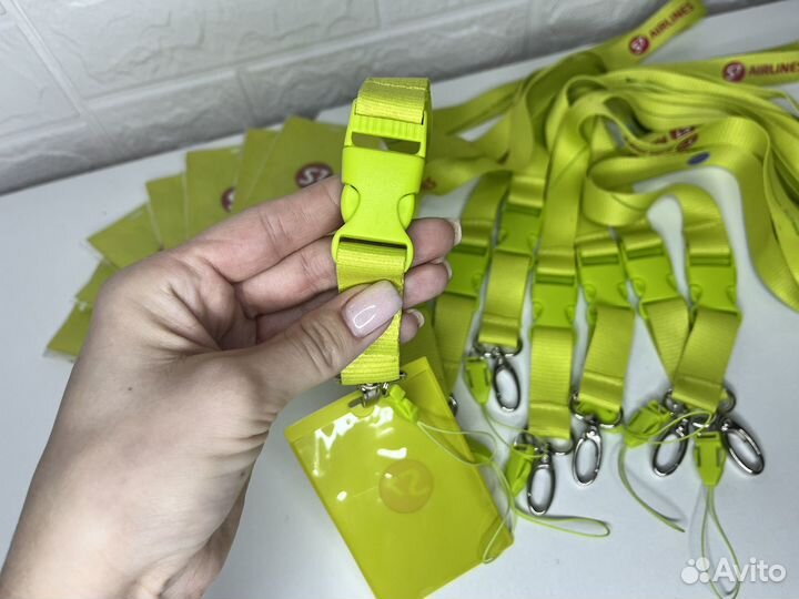 Бейдж с лентой 9шт