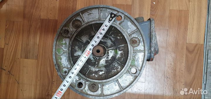 Электродвигатель трехфазный