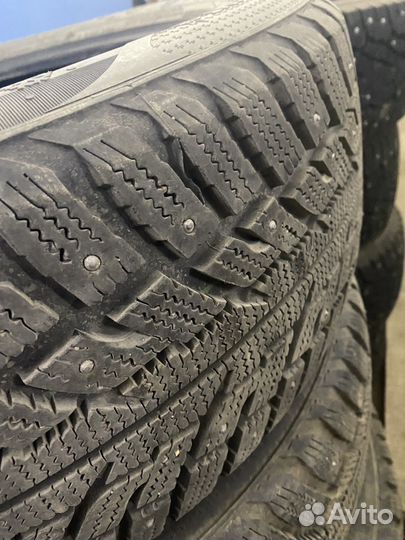 Marshal I'Zen RV Stud KC16 225/60 R18