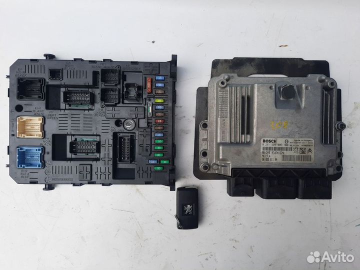 Комплект запуска Peugeot 308 эбу блок BSI, чип