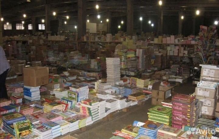 Рабочие тетради и любые учебные пособия 1-11 класс