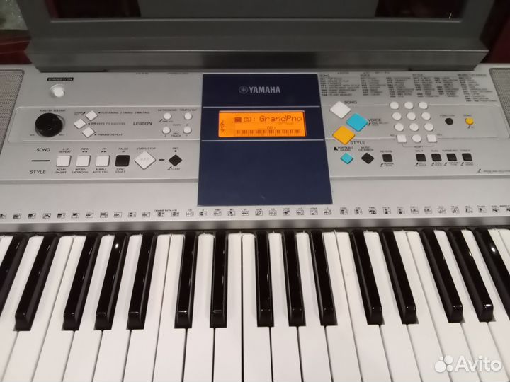 Синтезатор yamaha psr e323