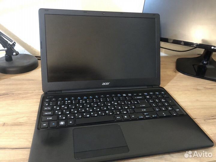Ноутбук Acer Aspire e1 572g