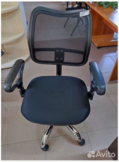 Офисное кресло бюрократ