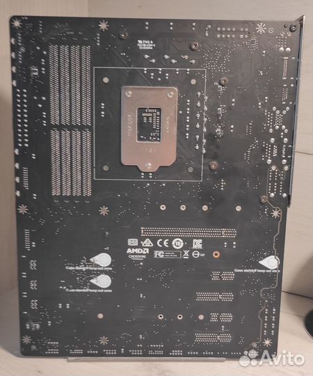 1151 v2 MSI MAG Z390 Tomahawk Gaming отправил