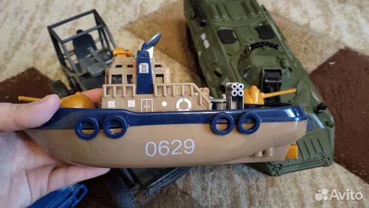 Игрушки пакетом машины