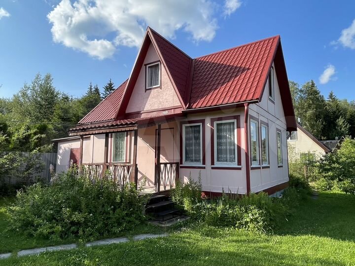 Дом 50 м² на участке 6 сот.