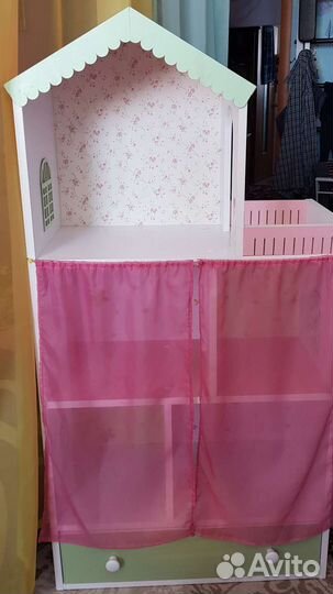 Большой кукольный домик