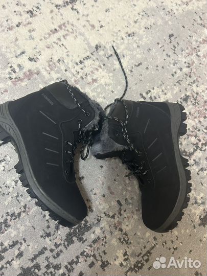 Ботинки женские зимние 39 размера