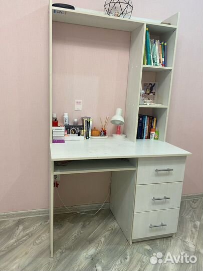 Рабочий стол для школьника