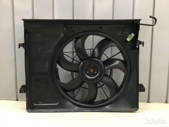 Вентилятор радиатора Kia Cerato 2009-2013