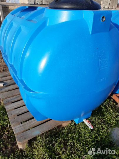 Бак для воды пластик