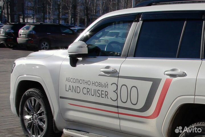 Дефлекторы боковых окон Toyota Land Cruiser 300/LX